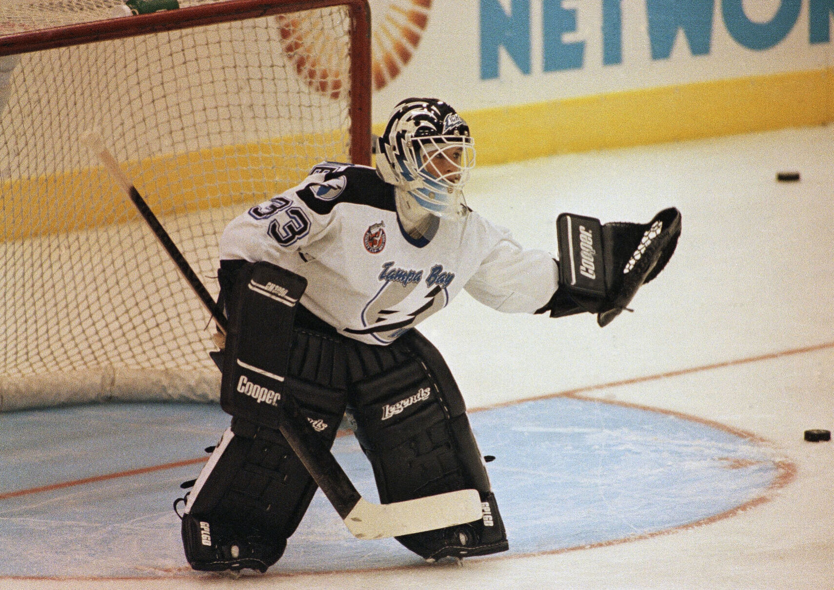 1992: Manon Rheaume becomes first woman to play in one of the four major pro leagues